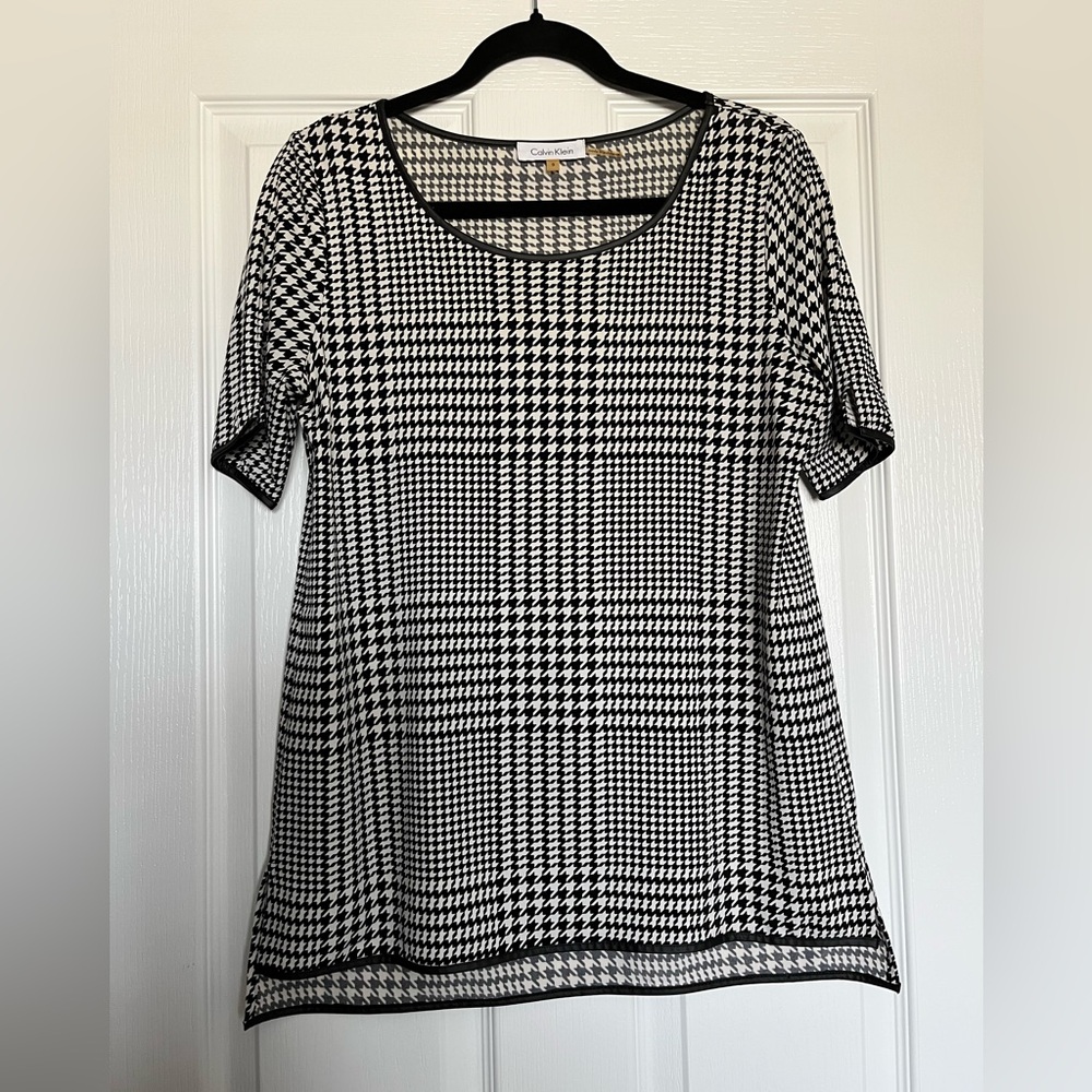 Calvin Klein Black and White Houndstooth Women's Top
